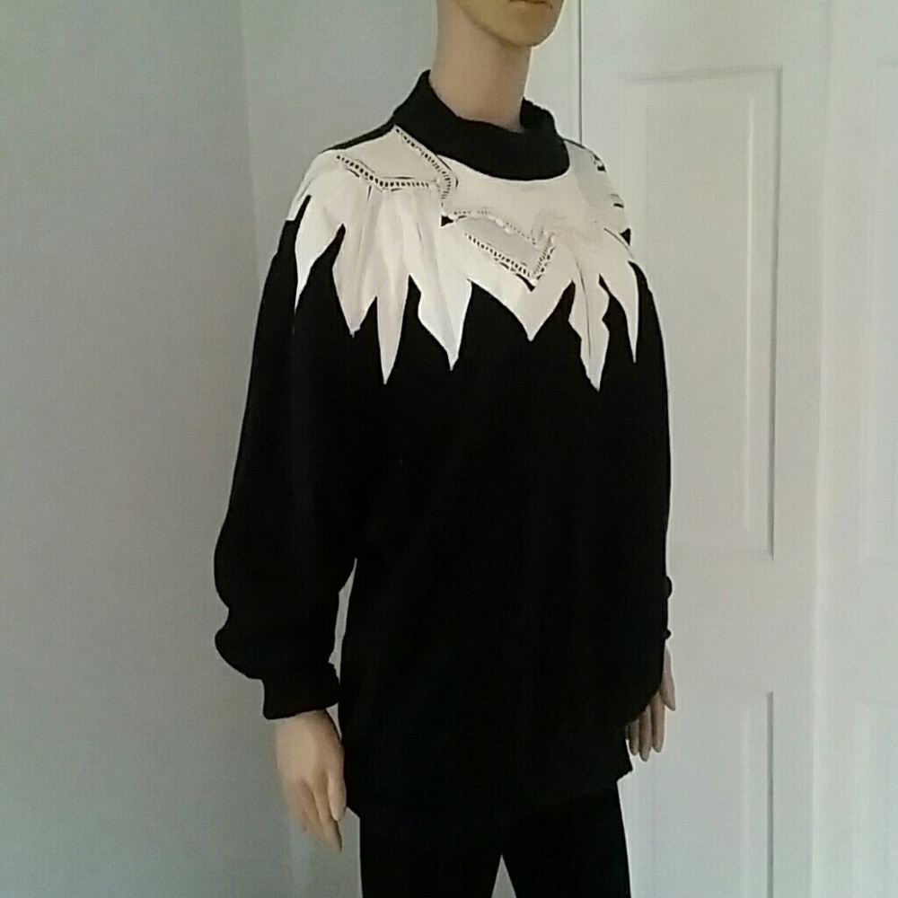 Vintage Sweater by Couture Designer Lillie Rubin - Picture 8 of 8